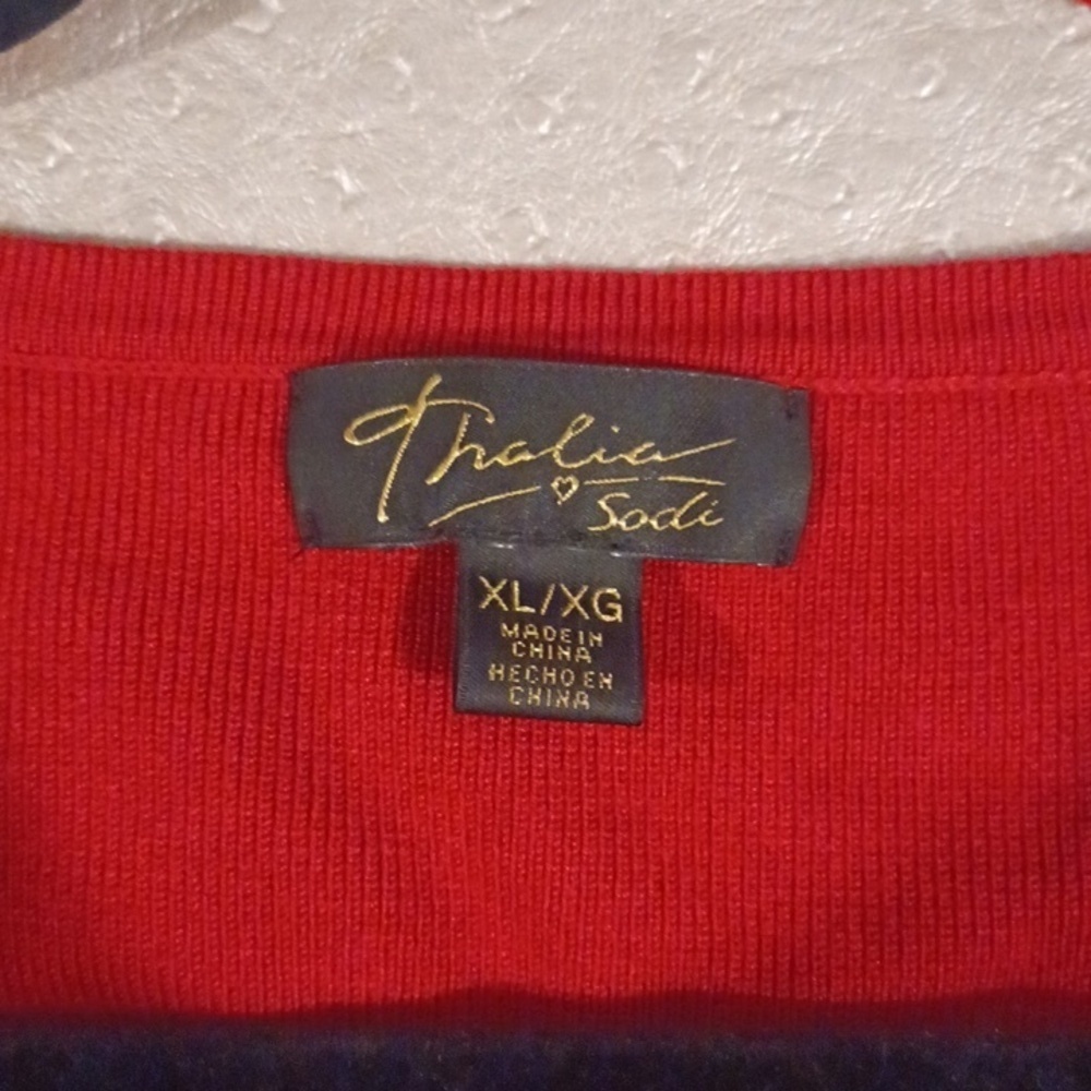Red zip up sweater XL - Picture 3 of 4